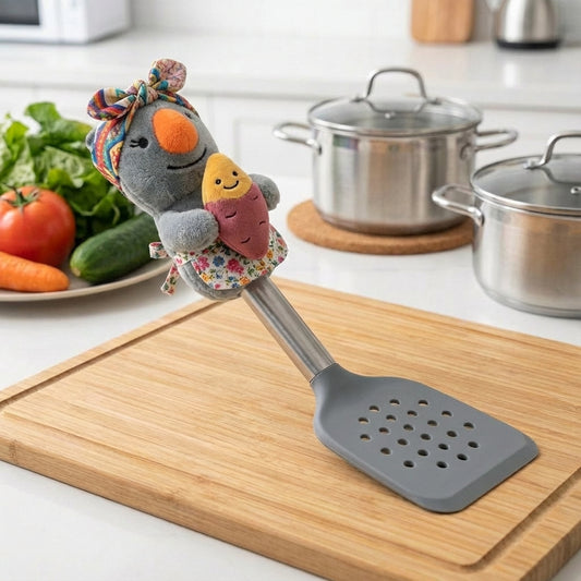 Peanut & Friends Kitchen Spatula